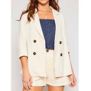 Sadie & Sage Suited 4 button cream Blazer - size M